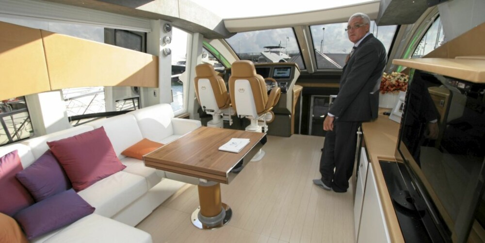 Cranchi Sixty4 er et eksempel på en båt der designeren har fått fritt spillerom.