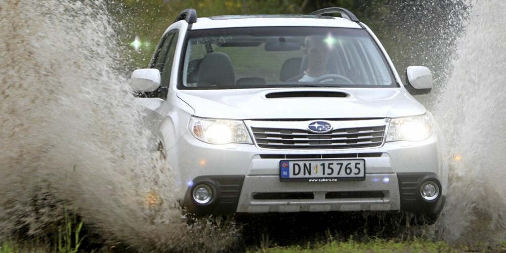 SUBARU FORESTER: Best i kutråkket, når ting blir vanskelige. SUBARU FORESTER: Best i kutråkket, når ting blir vanskelige.