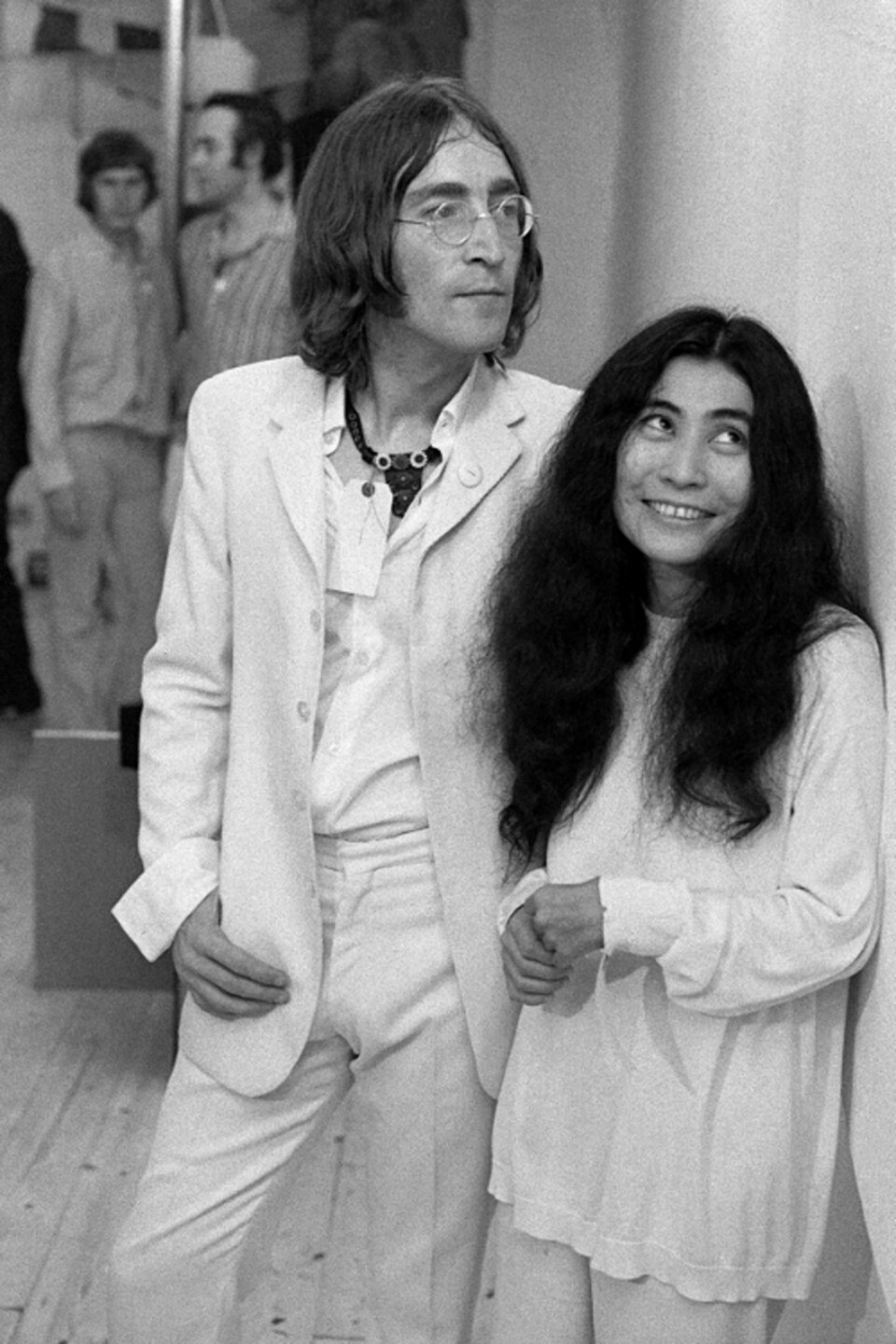 John Lennon og Yoko Ono sang om krig og fred og jul og sånn.