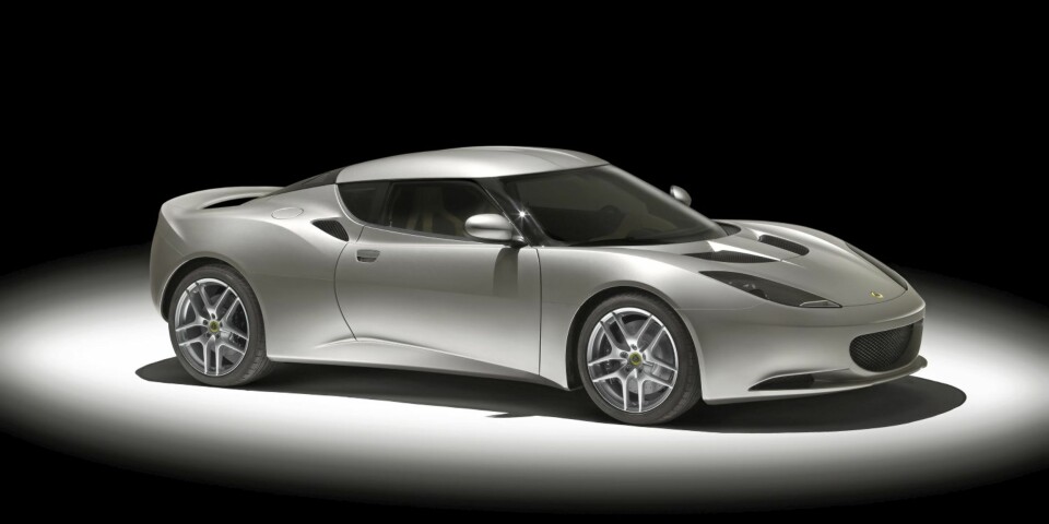 Lotus Evora - den mest magiske bilen i 2009? Eller er Car blindet av sjåvinisme?