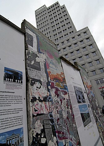 BERLIN: Bare små deler av muren gjenstår i bybildet.