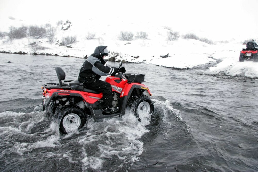 OVER ELVA: ATV-tur påIsland vinterstid kan anbefales!