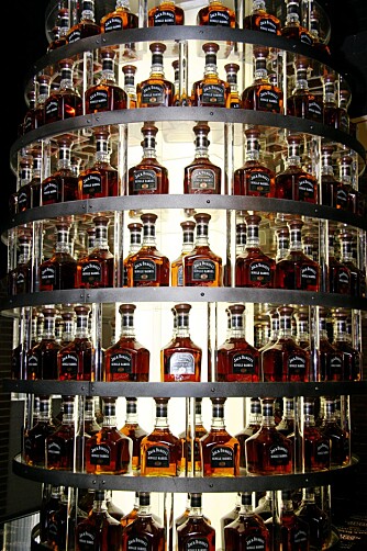ASSORTIMENTET: Jack Daniel's destilleriet produserer også de mer eksklusive merkene Gentleman Jack og Single Barrel, som begge selges til rundt 30 land i tillegg til USA.