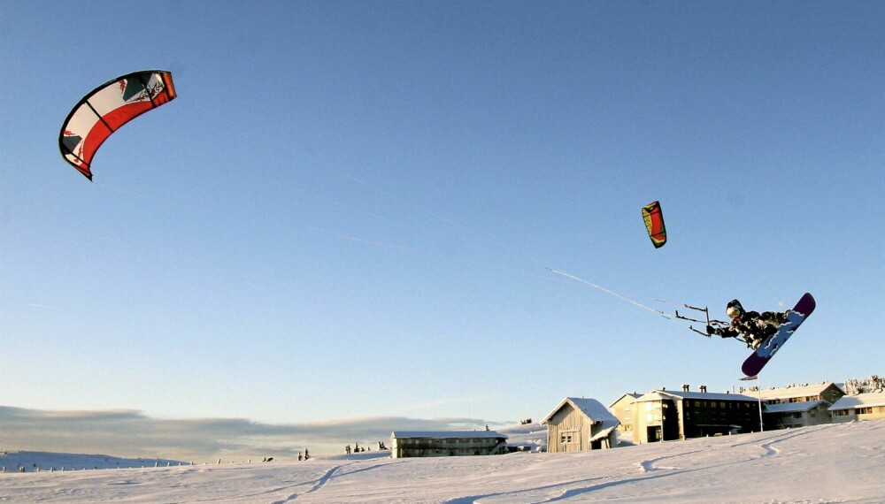 IKKE BARE LANGRENN: Det er topp forhold også for kitere, som Andreas Toverud, på Pellestova.