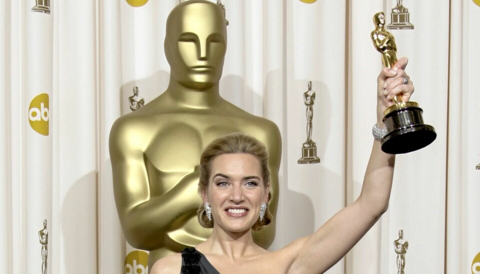 Kate Winslets Oscar står på toalettet hennes - til fri avbenyttelse.