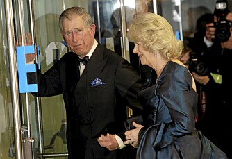 Prins Charles og hans kjære Camilla, hertuginnen av Cornwall var på premiere.