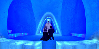 HÅPET ER BLÅTT: Seremonien i kapellet blir helt spesiell med lyssatt snø.