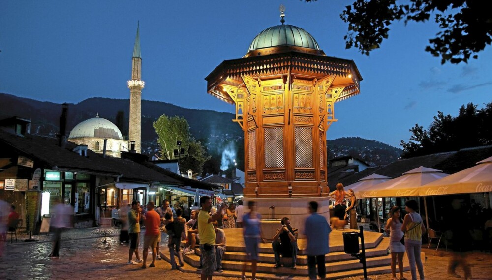 I ALL SIN GLORIE: Sarajevo er igjen blitt den turistmagneten byen fortjener å være.