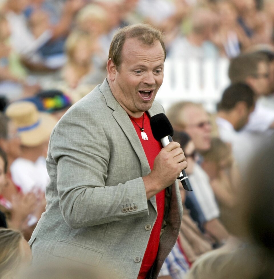 TYNGRE: Slik har vi sett Tommy Steine i den populære programserien «Allsang på grensen» de siste årene.