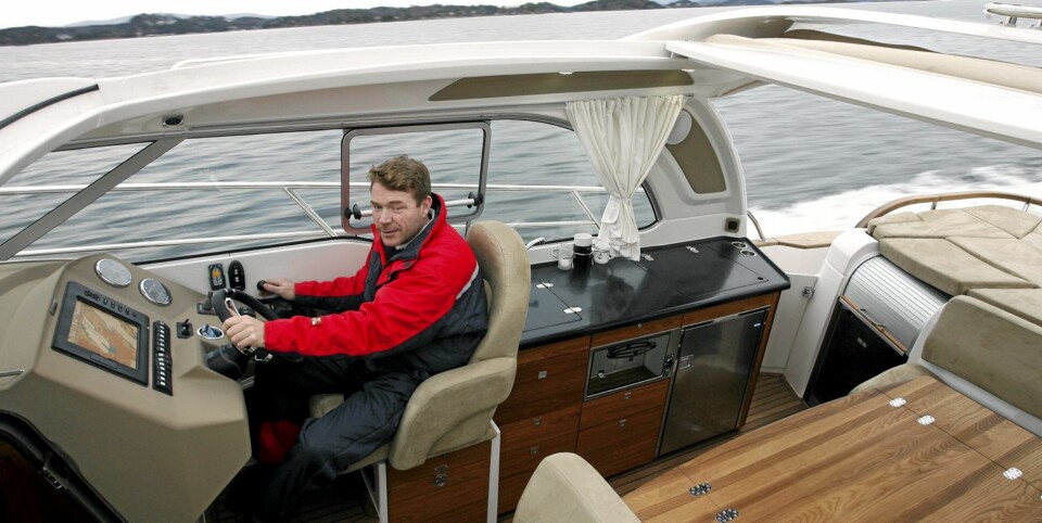 Marex 370 2009 Marex 370 Aft Cabin Cruiser. Utvalg Vi Menn Båt 2-2010