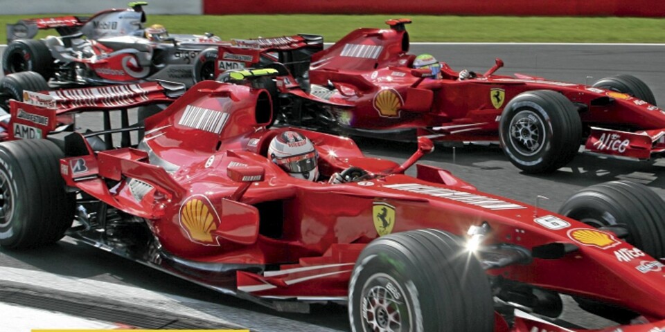 FORMEL 1: Bilsporten som også er kalt et livsfarlig fartssirkus.
