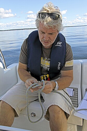 Benytt en hver anledning til å trene på knuter og stikk, slik Geir Svardal her gjør.