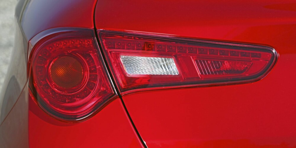 SIGNATUR: LED-bremselys alle vil kjenne igjen. SIGNATUR: LED-bremselys alle vil kjenne igjen.