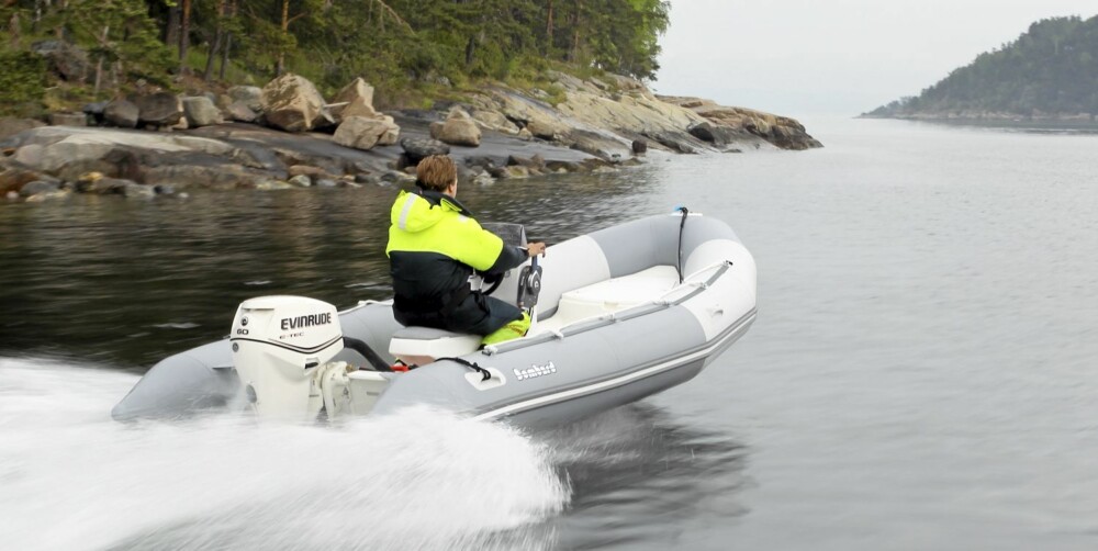 MORO: Bombard Ribster 500 er livlig og leken på vannet, men kan også kjøres trygt og rolig.