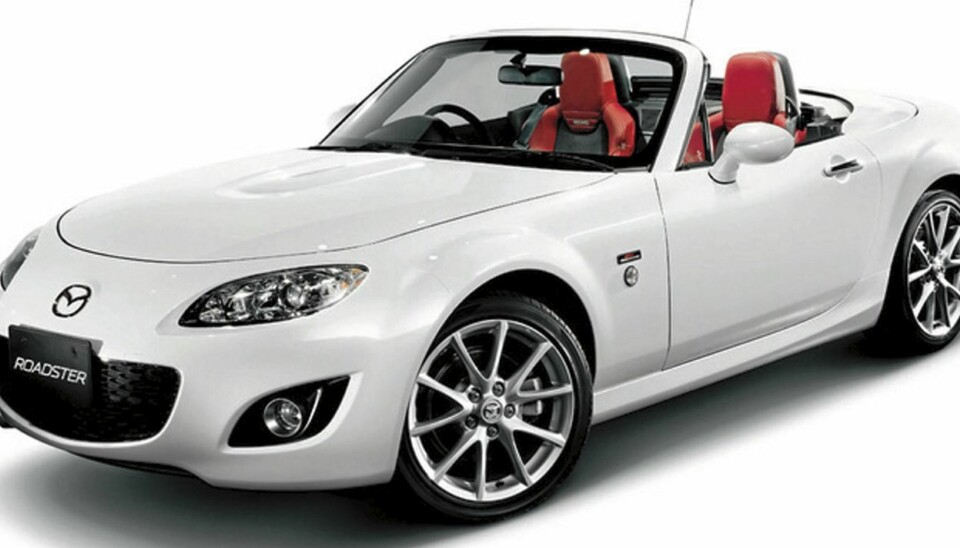 HERLIG: MX-5 er en herlig kjøreglad bil.