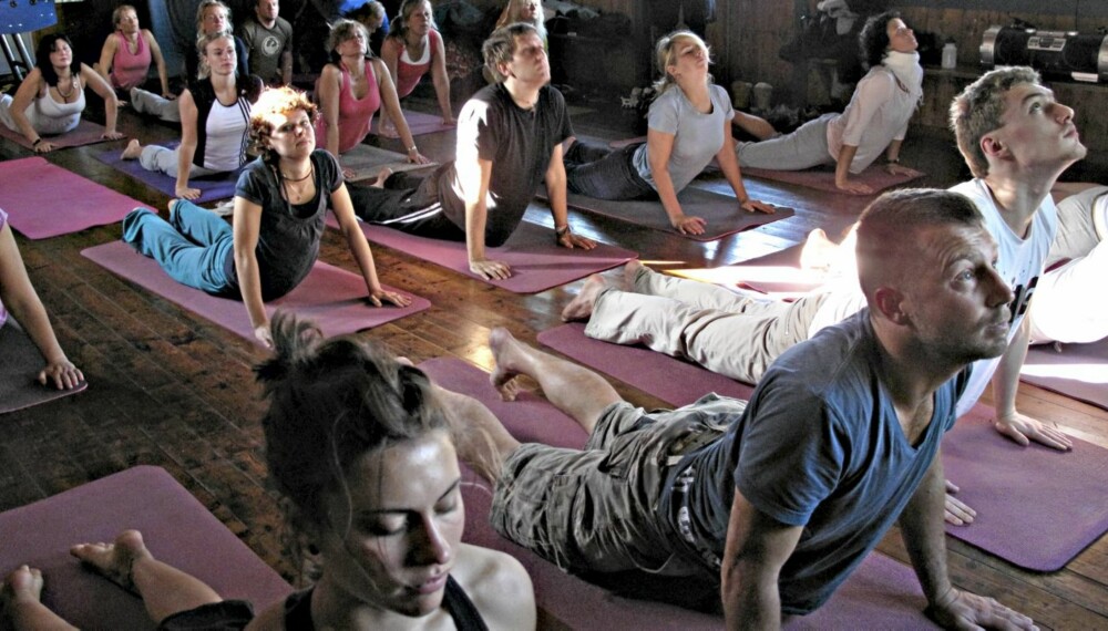 YOGA: Opplev Yoga på Karma Camp i sommer.