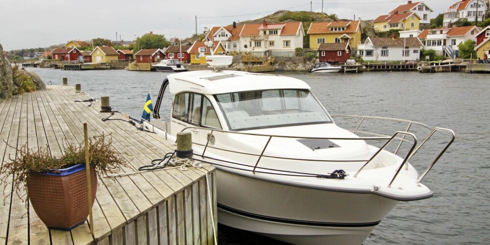 GOD PLASS: En turbåt som Nimbus 335 har god plass på bryggen i Kyrkesund.