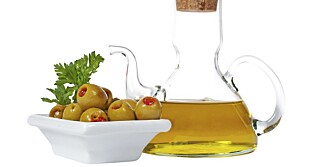 OMEGA 6 og 9: Får du ved å spise oliven og olivenolje.