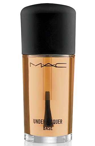 UNDERLAKK: Mac Underlacquer Base (kr 115). UNDERLAKK: Mac Underlacquer Base (kr 115).