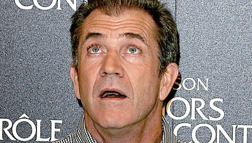 ENGLEVAKT: Mel Gibson slapp uskadd fra det, da han søndag kjørte av veien med sin Maserati sportsbil.