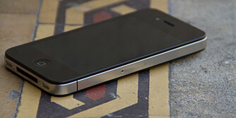 iPhone 4 har solide byggematerialer og gir en svært bra kvalitetsfølelse.