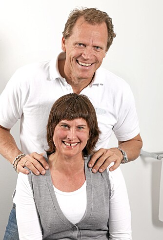 FORNØYD: Nina Karin Strøm er full av lovord over det nye behandlingskonseptet til kiropraktor Jan Eric Arnesen.