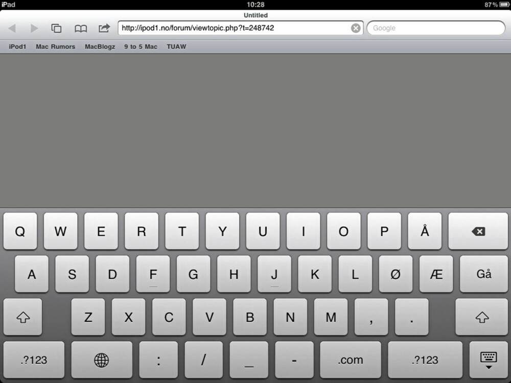 NORSK: iPad med iPhone OS 4.2 og tastatur på norsk.