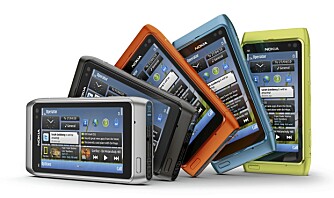 FARGERIKT: Nokia N8 kommer i fem farger: Sølv, mørkegrå, oransje, blå og grønn.