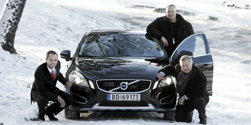 VINNEREN: F.v marketingsdirektør Marius Hayler, marketingsjef Steffen Bang og informasjonsdirektør Tore Løvig i Volvo personbiler Norge A/S. VINNEREN: F.v marketingsdirektør Marius Hayler, marketingsjef Steffen Bang og informasjonsdirektør Tore Løvig i Volvo personbiler Norge A/S.