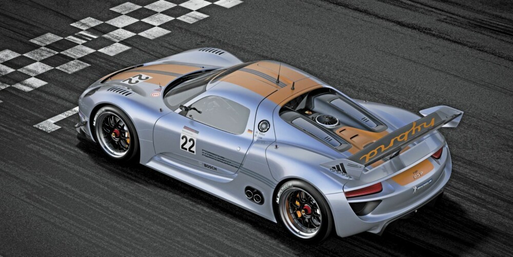 GROMT: Hybrid-supersportsbilen Porsche 918 RSR har til sammen 767 hestekrefter.