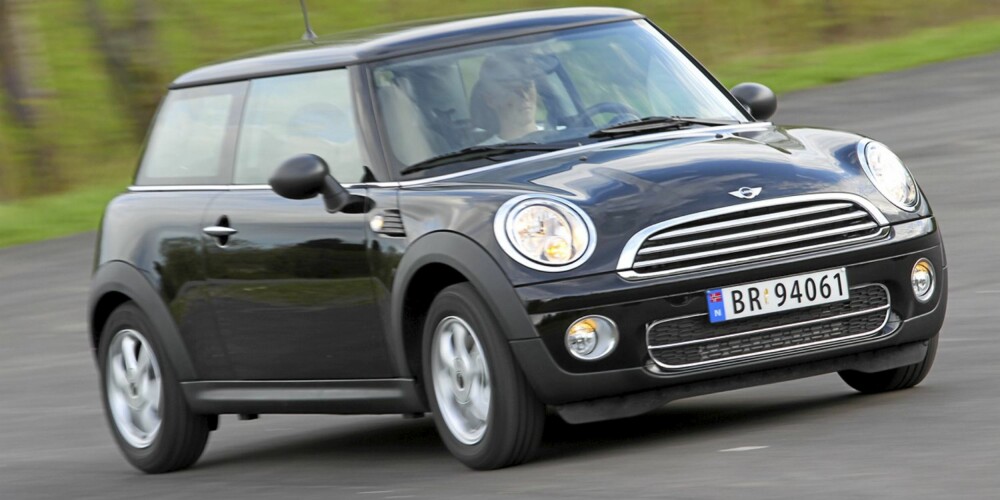 KJØREGLAD: Mini One D imponerer med lavt forbruk, underholdende kjøreegenskaper og en hyggelig pris.