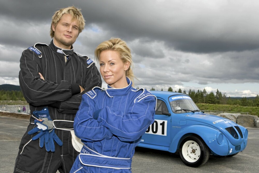 RALLY-MORO: Gaute er ikke uvant med raske biler og motorsykler. Sammen med Lene Alexandra Øien har han tidligere fått kjørt seg i «Zebra Grand Prix».