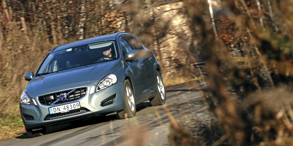 ÅRETS BIL: Volvo V60/S60 er Årets Bil i Norge 2011, med elbilen Mitsubishi i-MiEV og plassmesteren Skoda Superb hakk i hæl.