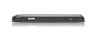 SMÅTYKK: LG Optimus 7 er ikke blant de tynneste mobilene på markedet med en tykkelse på 11,5 mm.