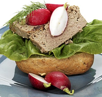 TRADISJON: Grovt brød, sunt pålegg - det er supert i matpakken. Men for mange skaper brødet alvorlige plager. TRADISJON: Grovt brød, sunt pålegg - det er supert i matpakken. Men for mange skaper brødet alvorlige plager.