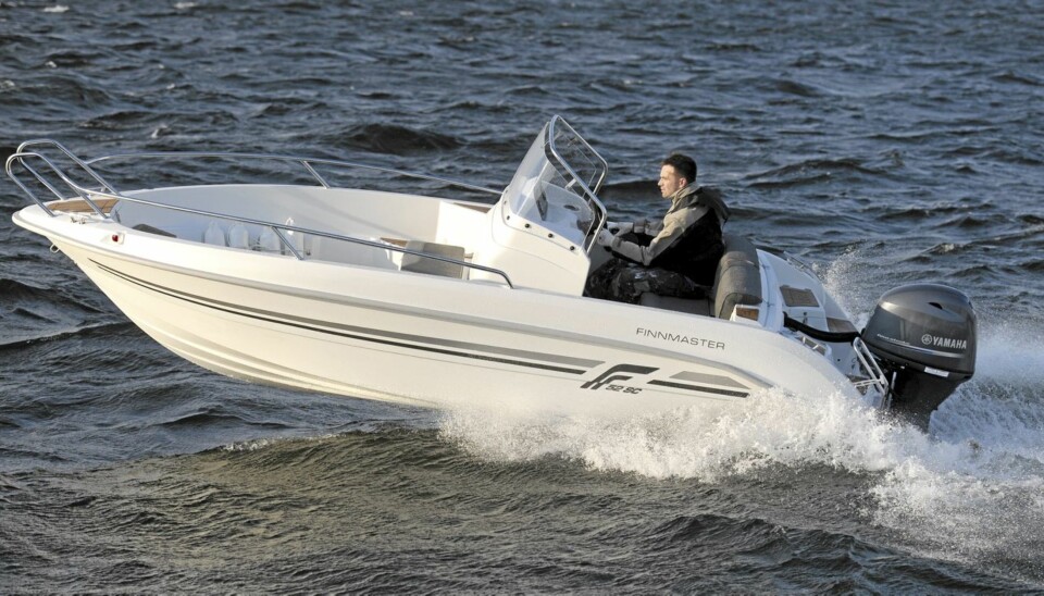Finnmaster 52 SC 2011-modell er en rimelig, men innholdsrik hytte- og landstedsbåt.