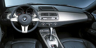 TYPISK: Cockpiten har utforming som ikke levner tvil om BMW-opprinnelsen.