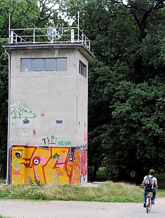 BERLINMUREN: Langs Mühler Strasse finner vi den lengste bevarte delen av Berlinmuren.