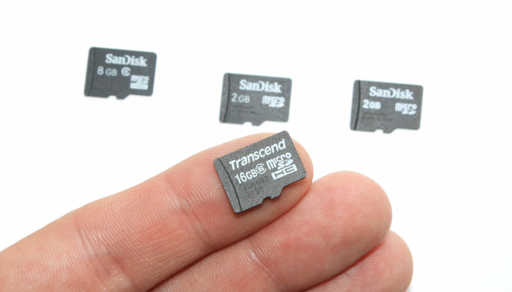 SMÅTT MEN STORT: Micro-SD-minnekort har plass til enorme mengder data tross veldig liten størrelse.