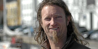 STOLT EIER: Børre Bergshaven er skipskaptein av yrke og seiler av lidenskap. Nanna ble anskaffet etter at han klarte å overbevise tidligere eier om at meterbåten ville bli godt passet på. STOLT EIER: Børre Bergshaven er skipskaptein av yrke og seiler av lidenskap. Nanna ble anskaffet etter at han klarte å overbevise tidligere eier om at meterbåten ville bli godt passet på.
