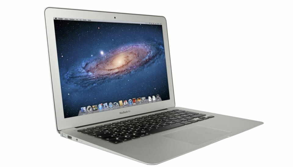 SSD: MacBook Air fås kun med SSD, og gjør underverker for responstiden og opplevd hastighet. Hvis du ikke trenger så mye plass som 256 GB, finnes 128 GB-modellen til 10.290 kroner.