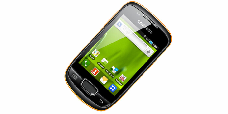 MINI: Samsung S5570 Galaxy Mini er både liten og billig.