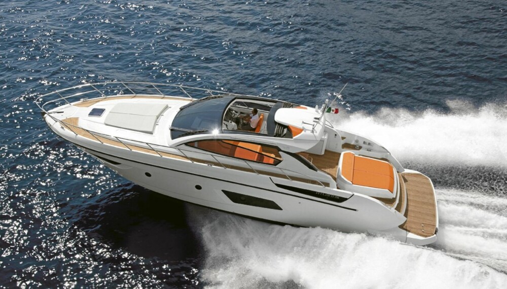 NYHET: Atlantis 48 er en av flere spennende nyheter fra designfokuserte, italienske verftet. NYHET: Atlantis 48 er en av flere spennende nyheter fra designfokuserte, italienske verftet.