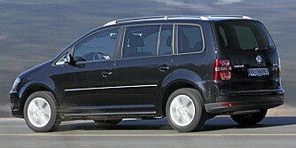 VW TOURAN: Bestselger gjennom mange år blant flerbruksbilene. FOTO: Egil Nordlien, HM Foto