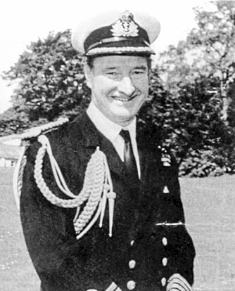 KOMMANDØREN: Kommandant James H. Launders var ansvarshavende om bord på HMS Venturer. Han var heldig og overlevde krigen. Dette bildet er fra 1970.
