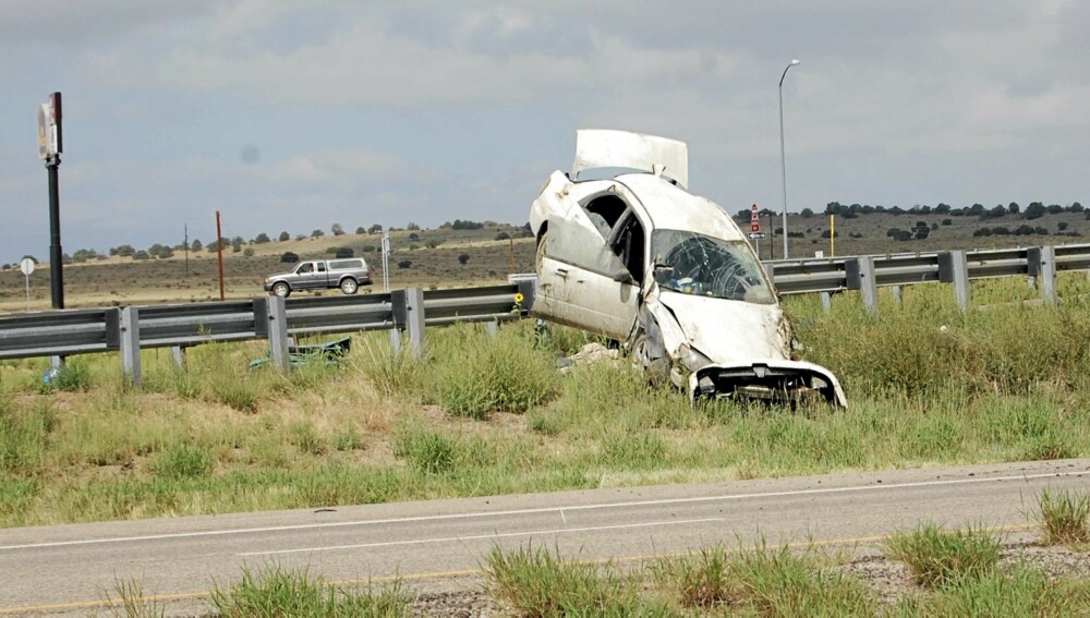 Fluktbilen, en hvit Subaru, endte sin lange reise fra Florida her på Interstate 25 i Colorado.