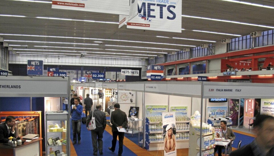 LUKKET MESSE: For 24. året på rad ble det internasjonale båtutstyrsfolket nylig trommet sammen tre dager under samme tak i Amsterdam. Dette er messen hvor både produsenter, oppfinnere, forhandlere og mange andre interesserte fra hele båtverden kommer sammen for å bestemme seg for hva de skal satse på fremover.