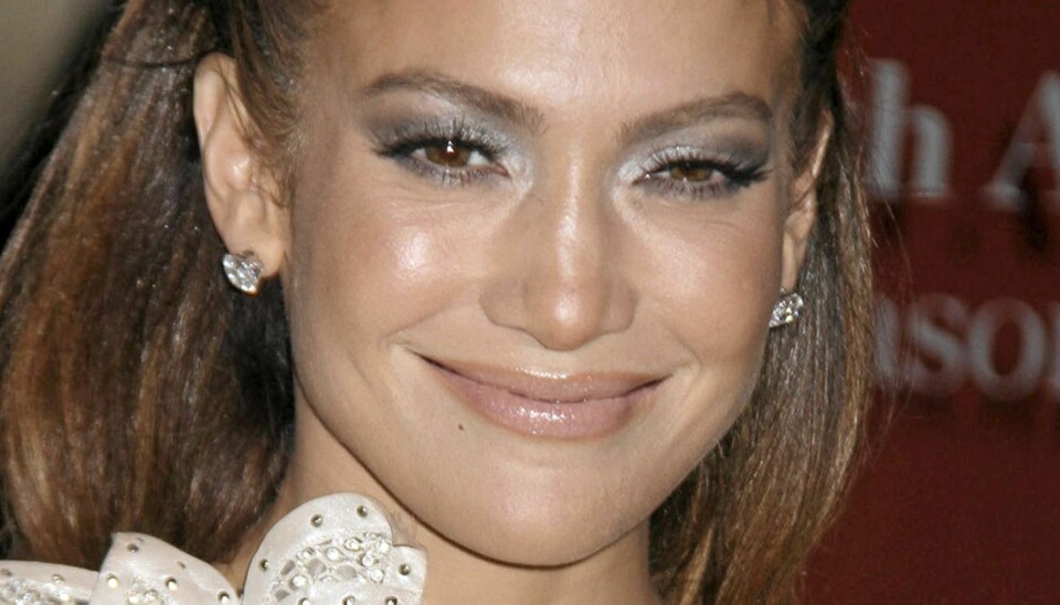 SULTENT BLIKK: Det bruser fortsatt hett i blodet på den 42-årige tobarnsmoren Jennifer Lopez.