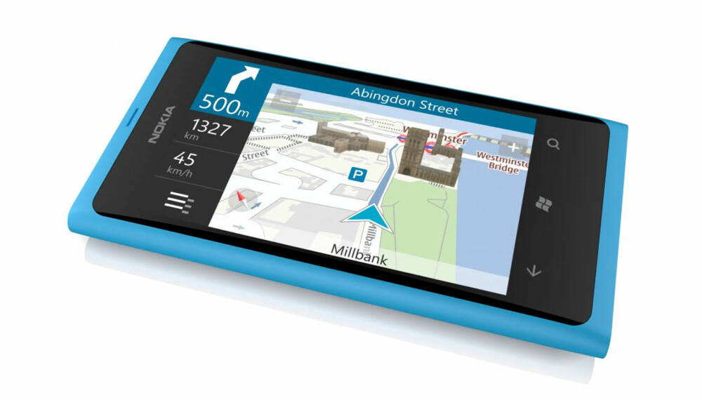 GPS INKLUDERT: Nokia har inkludert GPS-navigasjonsløsning i prisen. Du slipper å betale ekstra for å bruke mobilen til bilnavigasjon.
