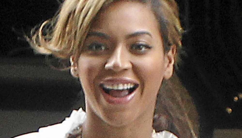 Beyoncé Knowles har fått en etterlengtet datter, skriver amerikanske medier søndag.